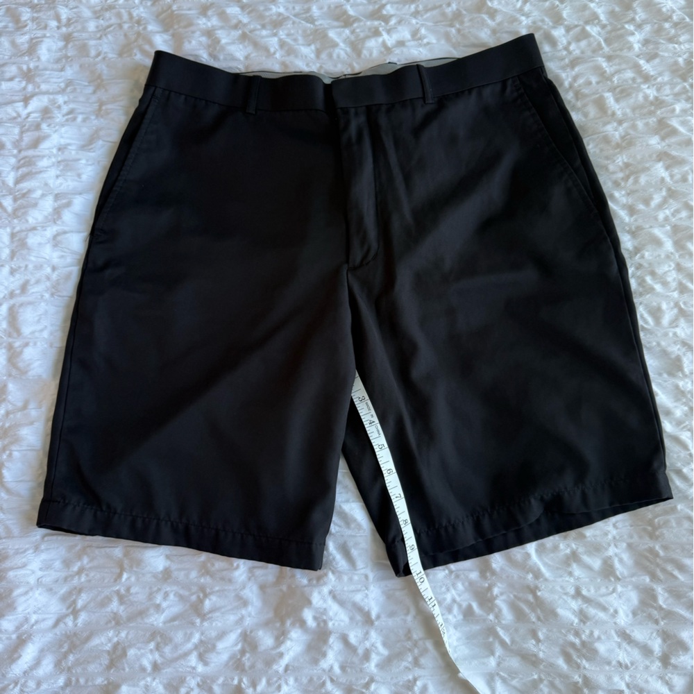 Walter Hagan Men’s Golf Shorts - Sz 36